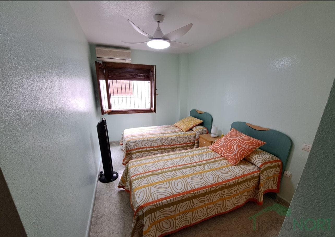 Jacob & Layton's room